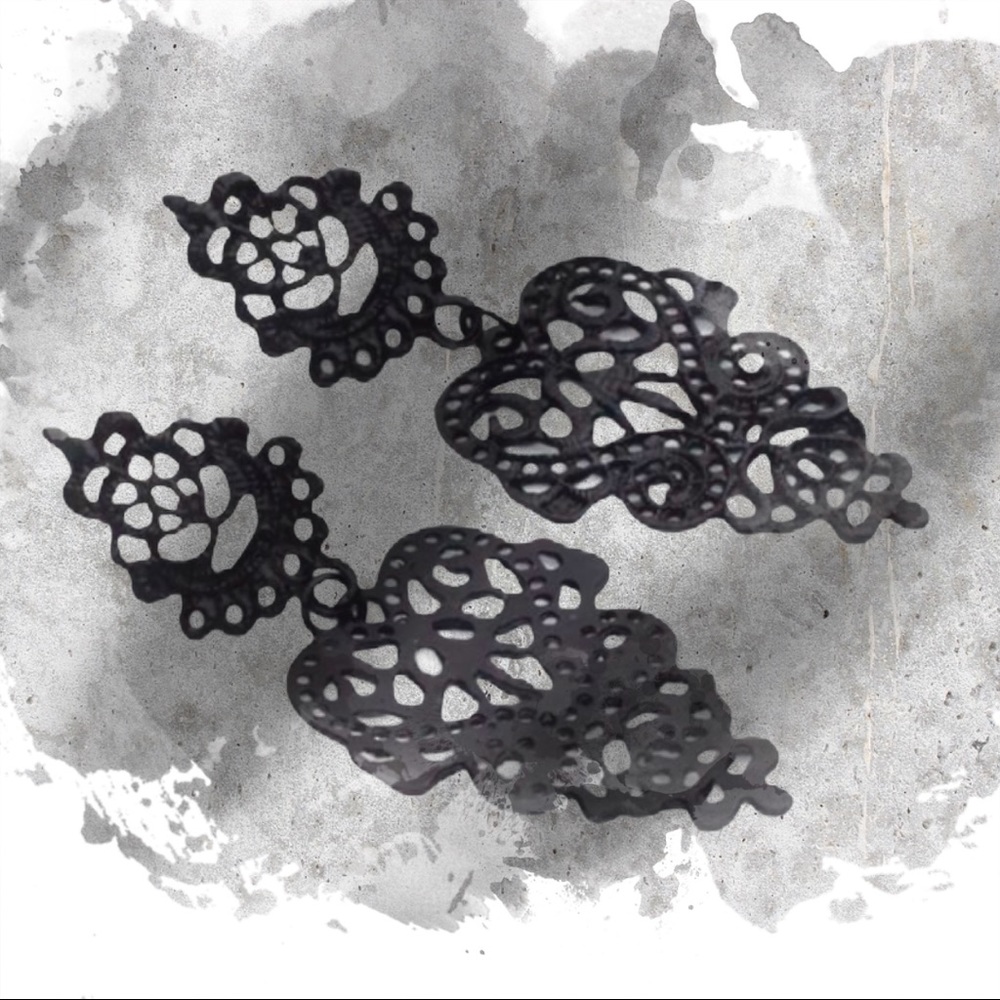 NWOT Elegant Black Hollow Flower Bohemian Earrings
